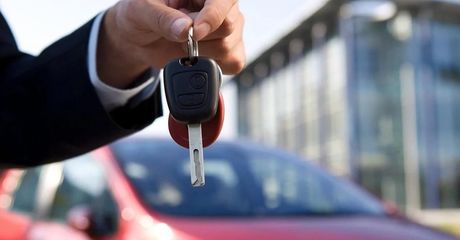 購(gòu)車(chē)觀(guān)念悄然轉(zhuǎn)變 為何越來(lái)越多“聰明人”選擇暫緩買(mǎi)車(chē)？